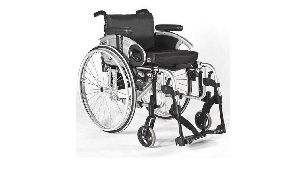 Dieser Rollstuhl wird auch als Trippelrollstuhl-Modell angeboten 