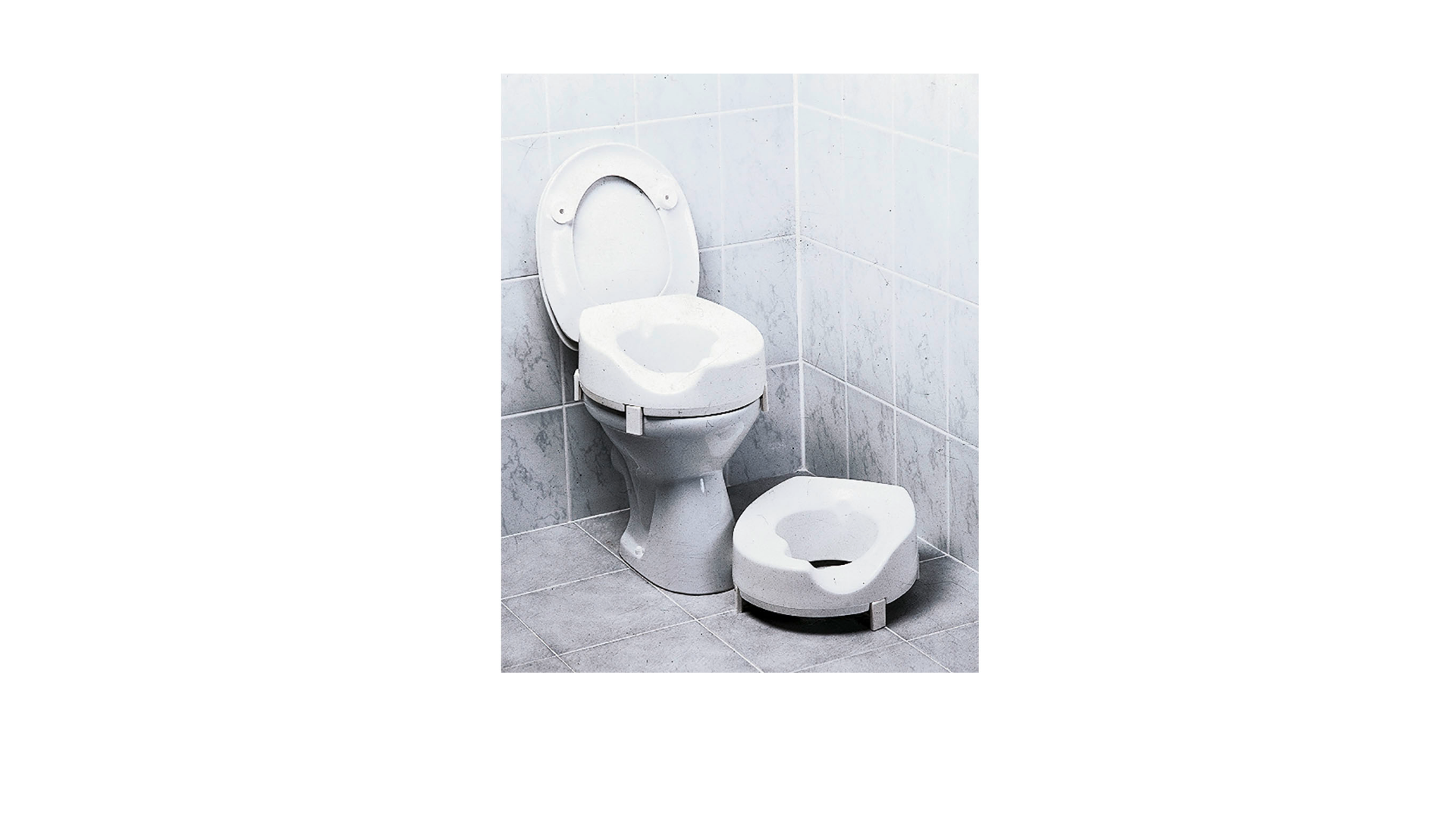 Hilfsmittel Ratgeber Toilettensitzerhohung Zur Erleichterung Fur Das Hinsetzen Und Aufstehen Beim Toilettengang Online Wohn Beratung De