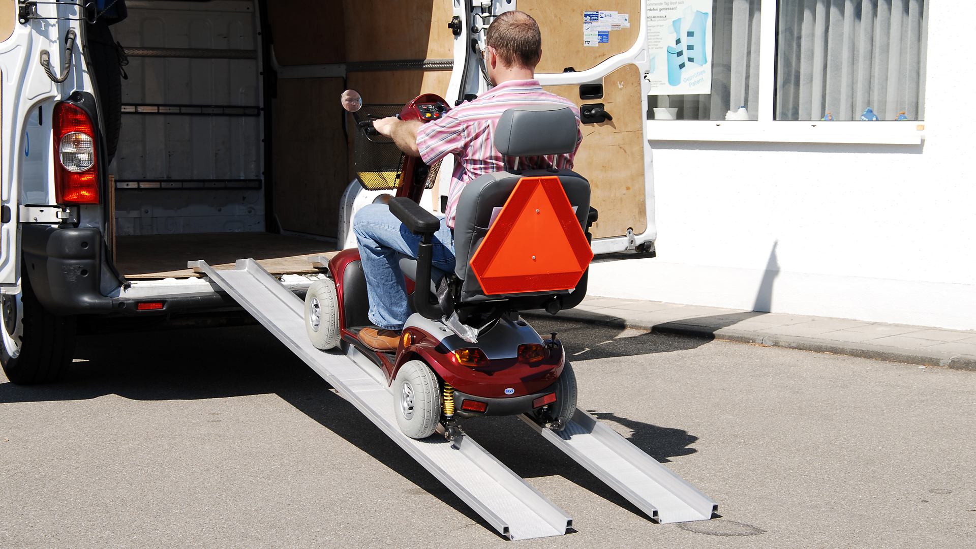 Leichte Aluminiumschiene mit Rand