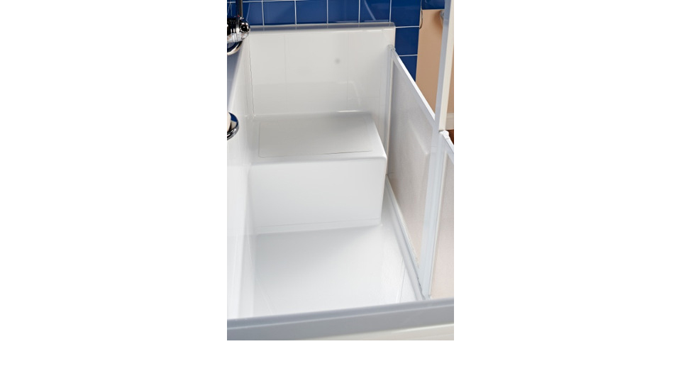 Badewolke Seniorendusche Duschfix Mit Halbhoher Ruckwand Umbau Der Badewanne Zur Sitzdusche In Einem Tag Online Wohn Beratung De