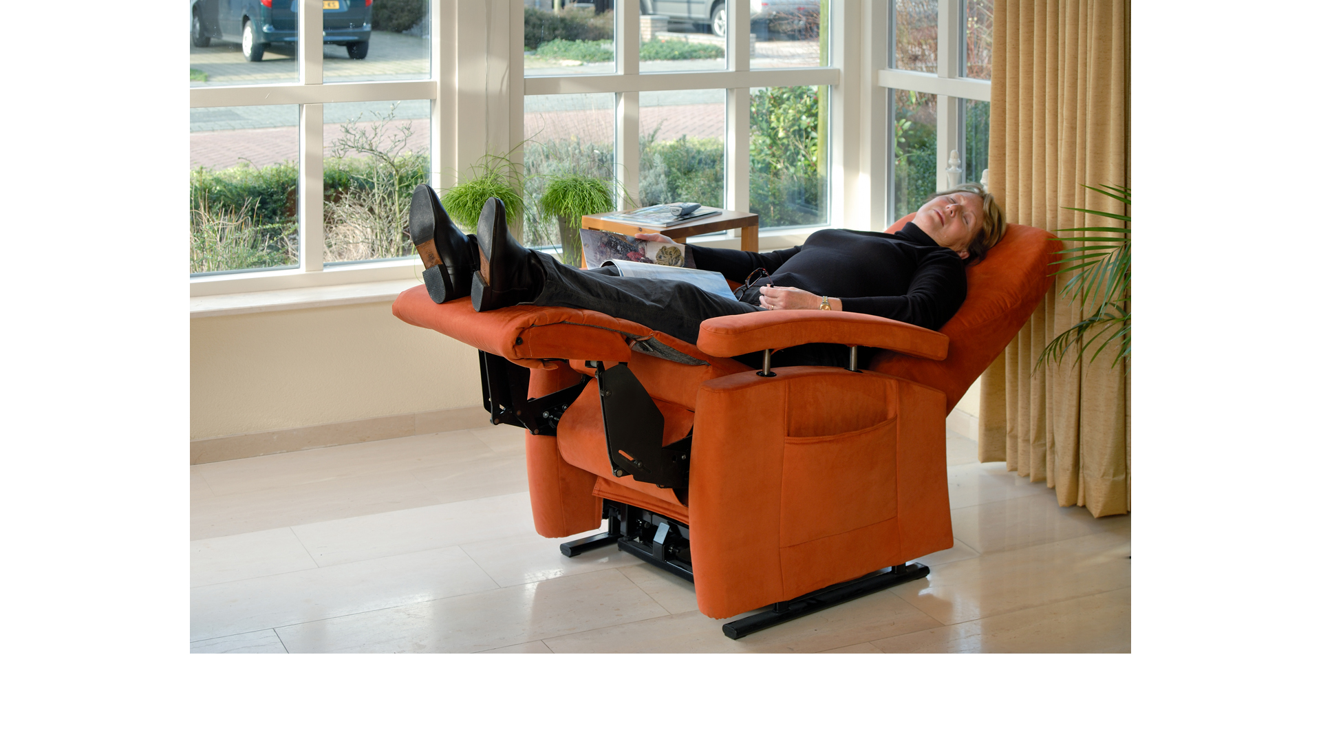 Pflegesessel 570 Vario in Liegeposition