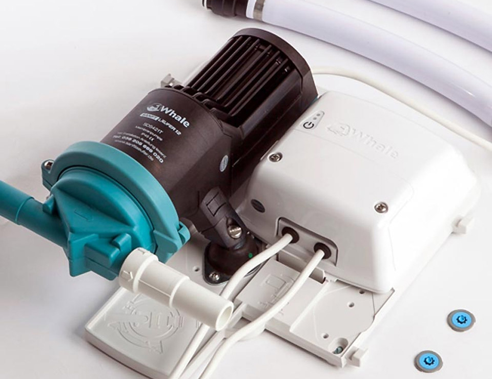 Sanftläufer-System: Eine Pumpe für ebenerdige Duschen, Powered by GANG