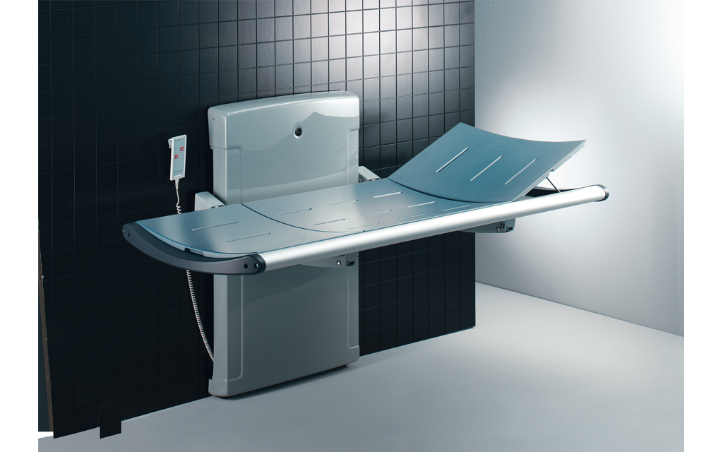 Pressalit Dusch Und Pflegeliegen Fur Das Flexible Badezimmer