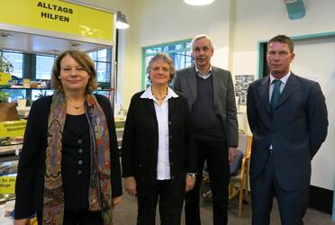 Personen von links nach rechts: Cornelia Prüfer-Storks, Karin Dieckmann, Reinhard Giese, Roland Thietje